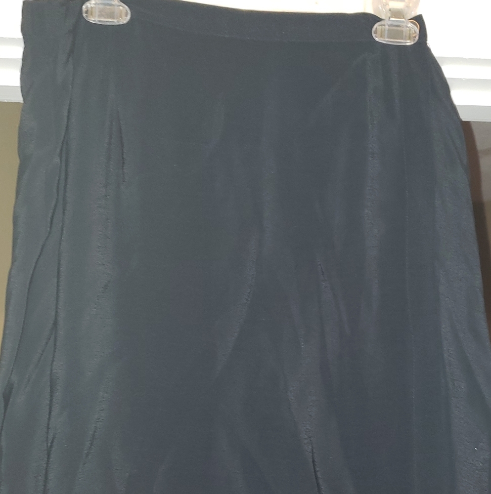 Ladies Rayon skirt by Jennifer Moore sz L